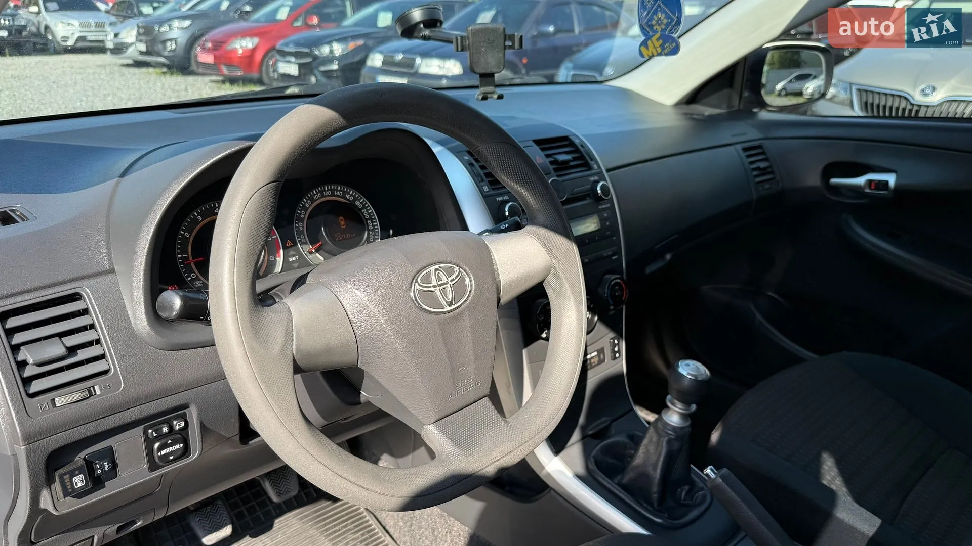 2010 Toyota Corolla - мініатюра 18