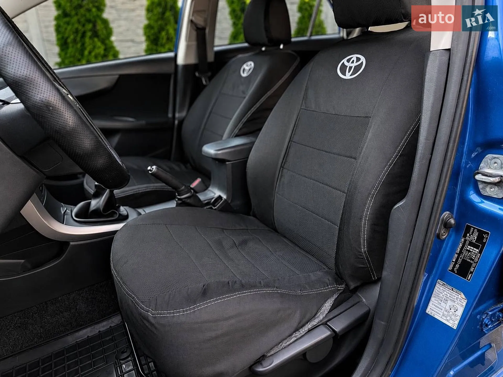2010 Toyota Corolla - мініатюра 13