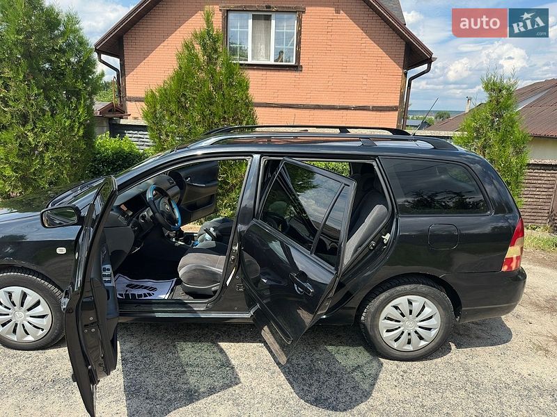 Универсал Toyota Corolla 2003 в Харькове