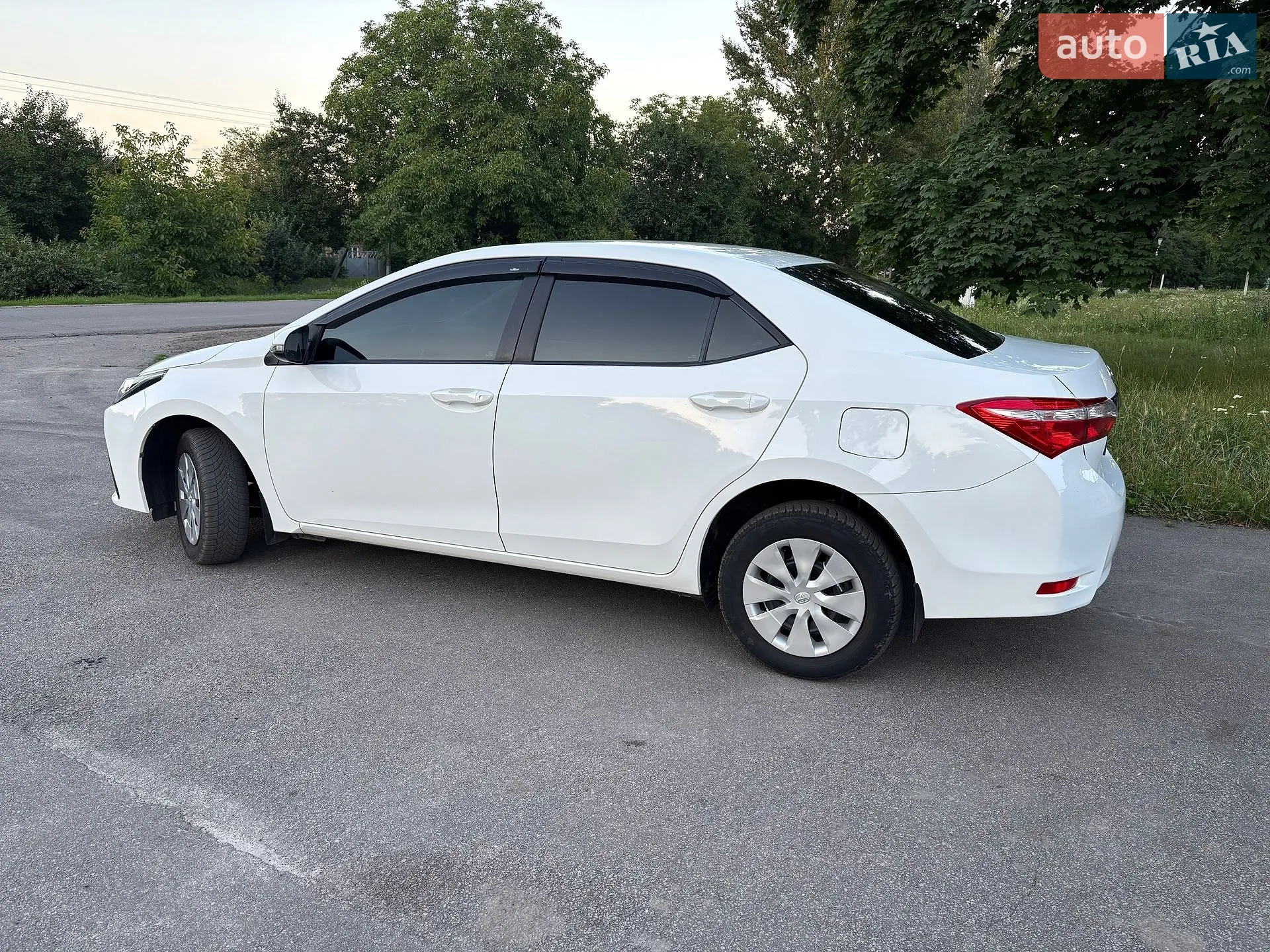 2017 Toyota Corolla - мініатюра 9