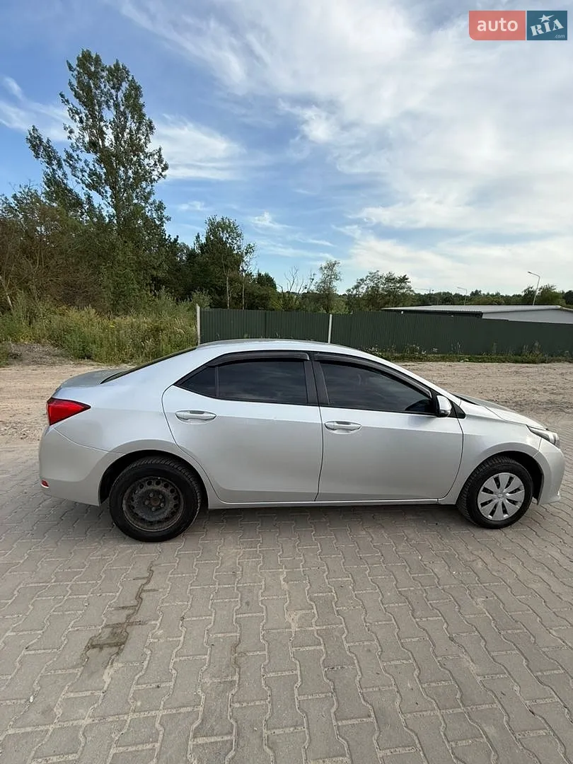 2013 Toyota Corolla - мініатюра 8