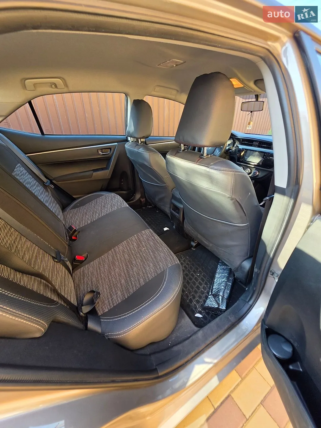 2015 Toyota Corolla - мініатюра 7