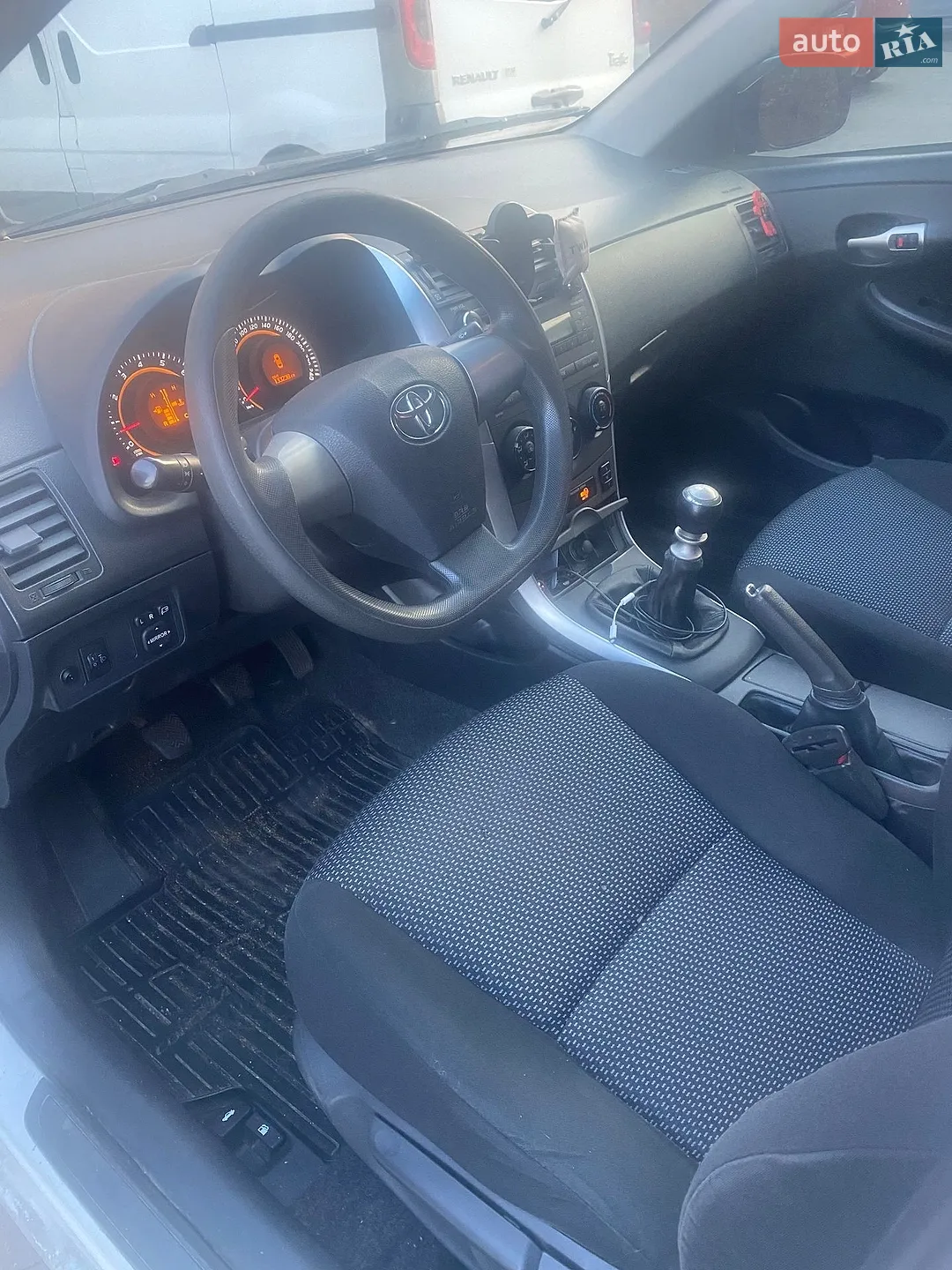 2010 Toyota Corolla - мініатюра 6