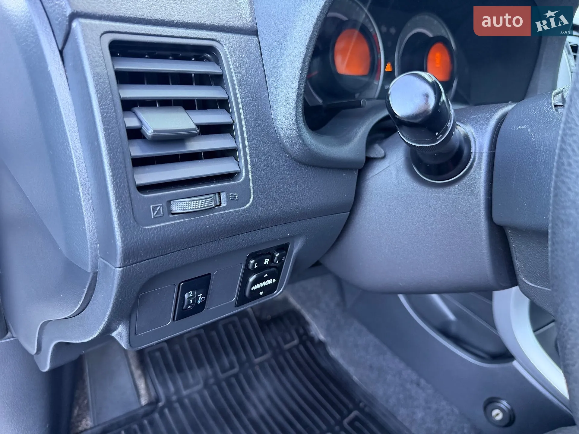 2011 Toyota Corolla - мініатюра 22