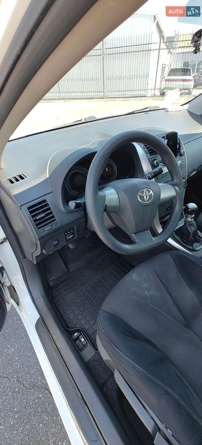 2012 Toyota Corolla - мініатюра 35