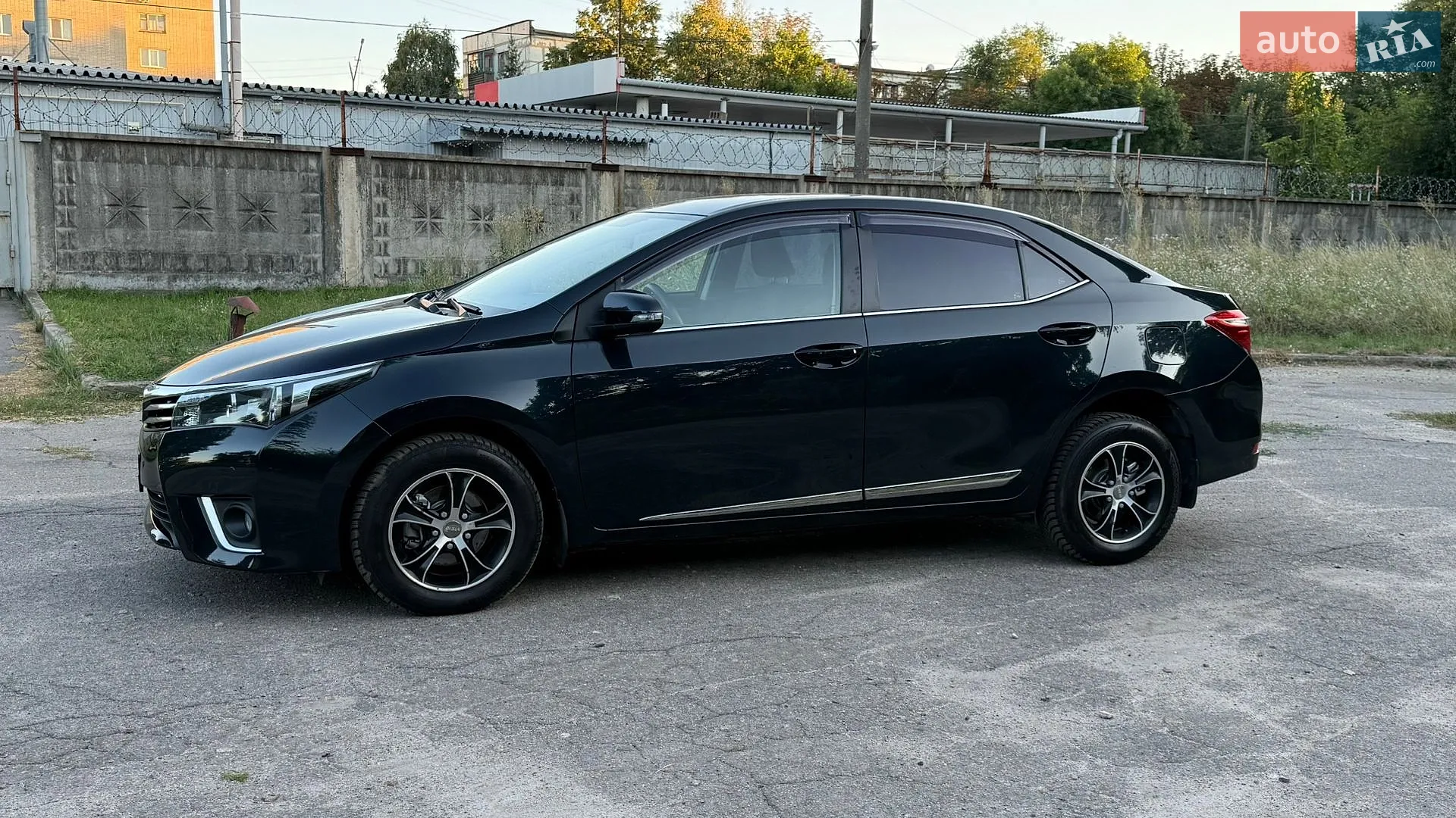 Toyota Corolla 2016 VIN NMTBB4JE50R163825 фото оголошення 2 з 21