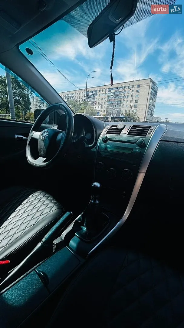2013 Toyota Corolla - мініатюра 35