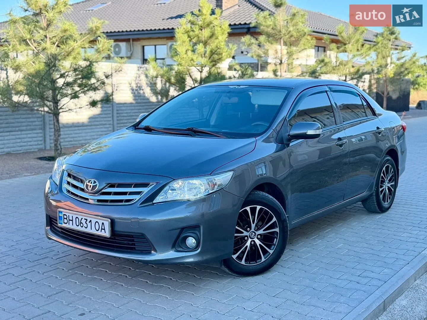 2011 Toyota Corolla - фото 1