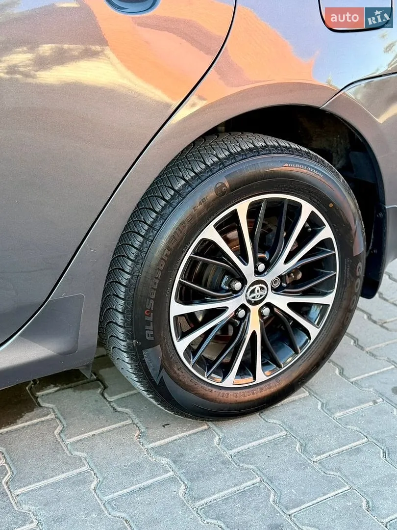 2011 Toyota Corolla - мініатюра 29