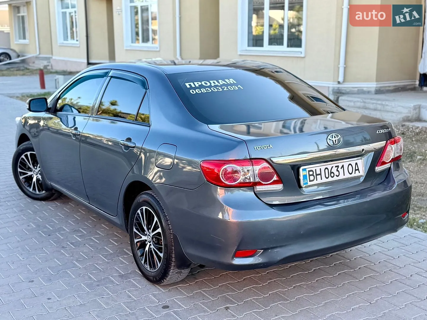 2011 Toyota Corolla - мініатюра 27