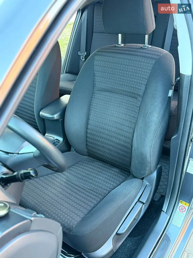 2011 Toyota Corolla - мініатюра 41