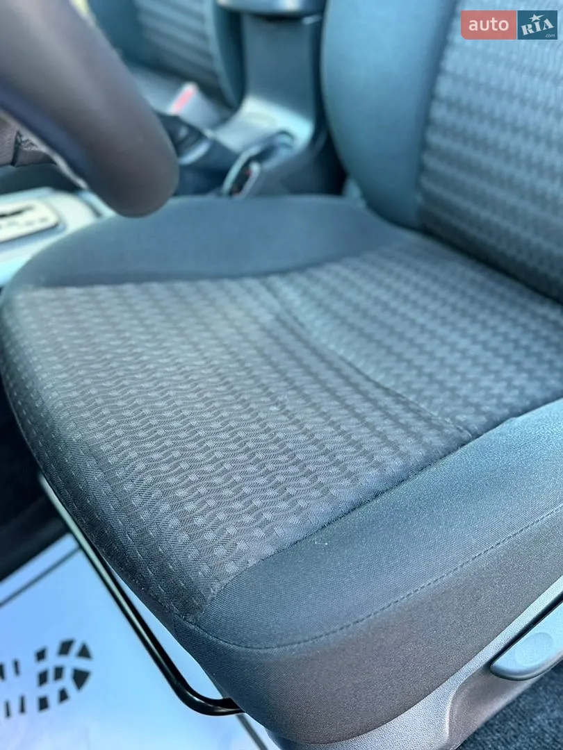 2011 Toyota Corolla - мініатюра 42