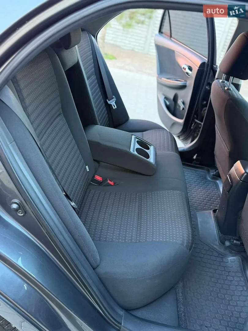 2011 Toyota Corolla - мініатюра 45