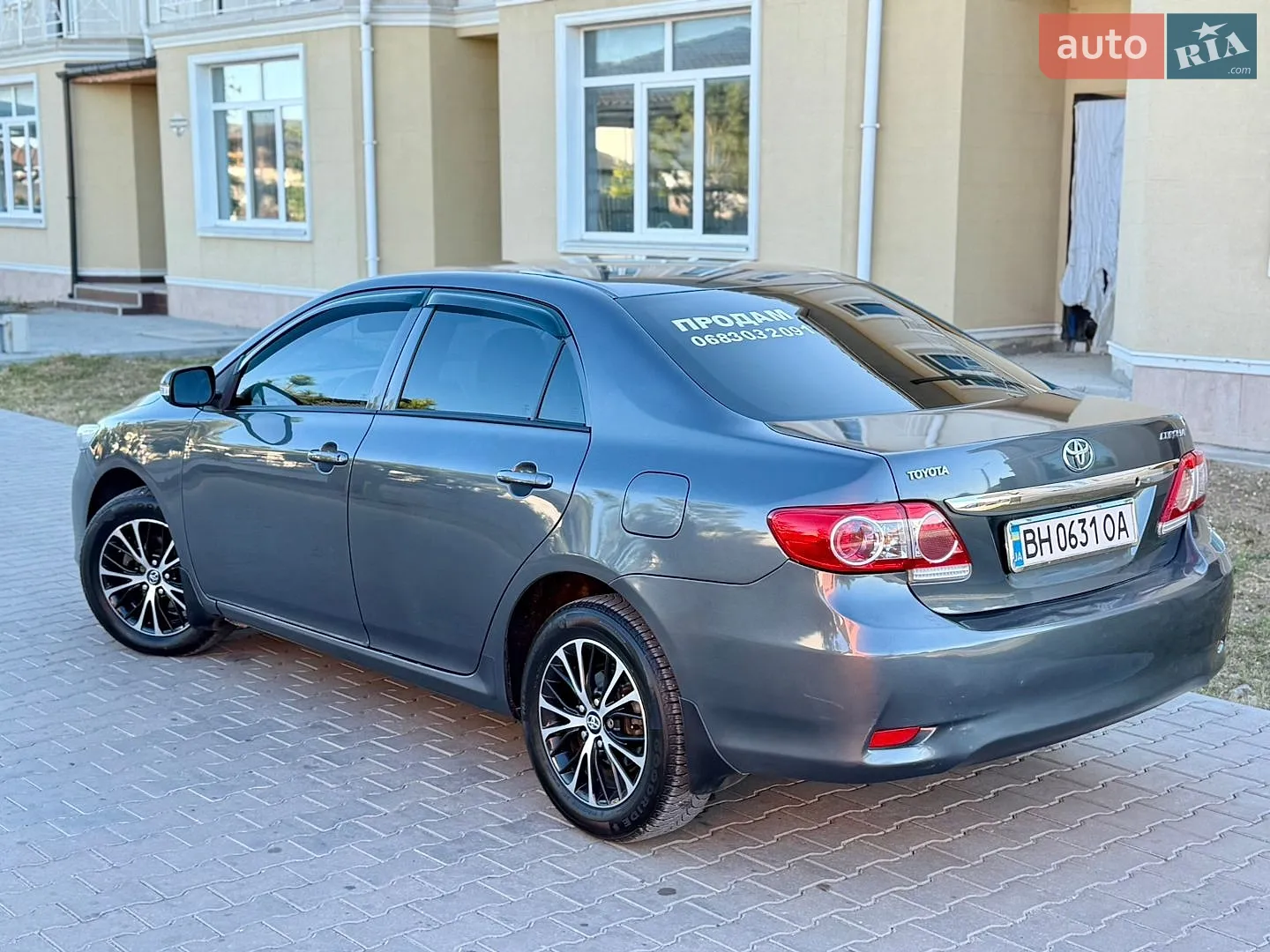 2011 Toyota Corolla - мініатюра 26