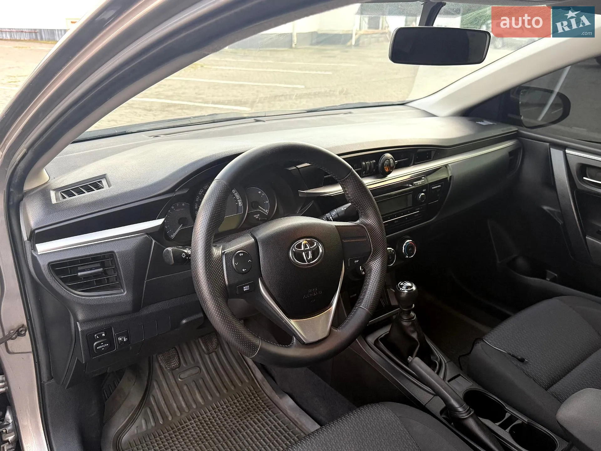 2013 Toyota Corolla - мініатюра 25
