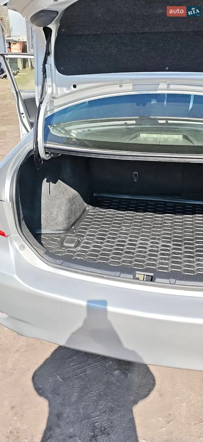 2012 Toyota Corolla - мініатюра 11