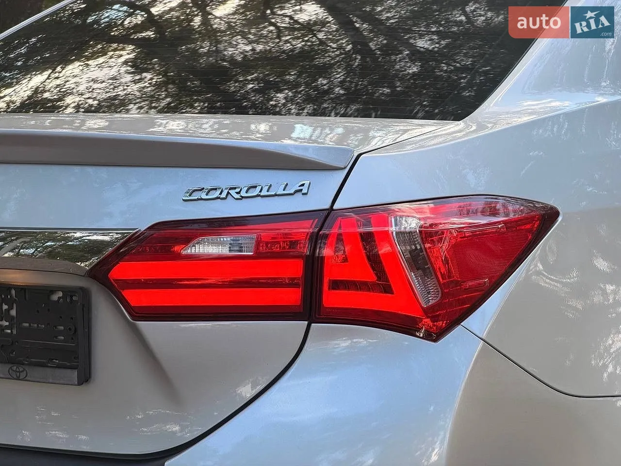 2015 Toyota Corolla - мініатюра 11