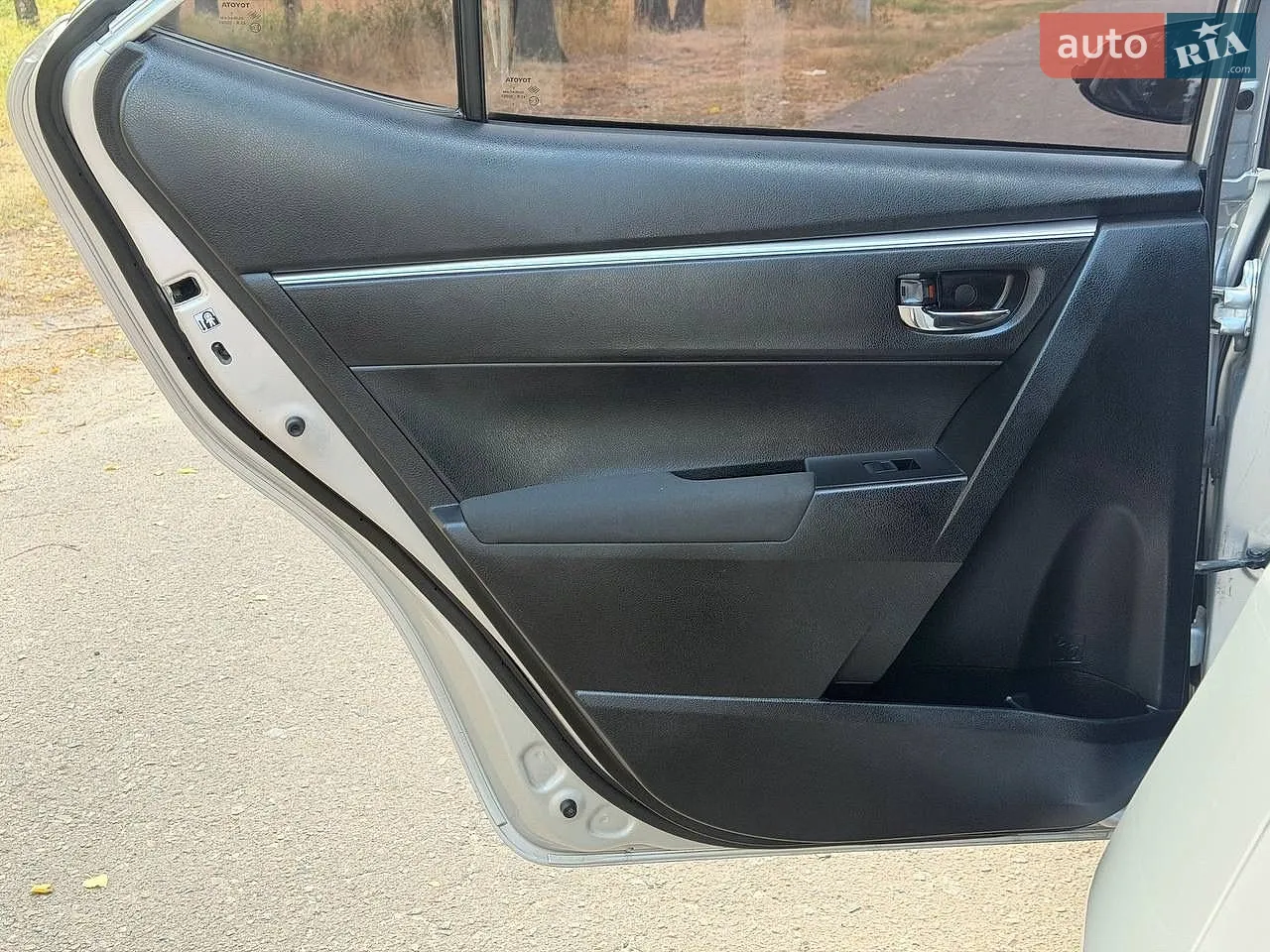 2015 Toyota Corolla - мініатюра 30