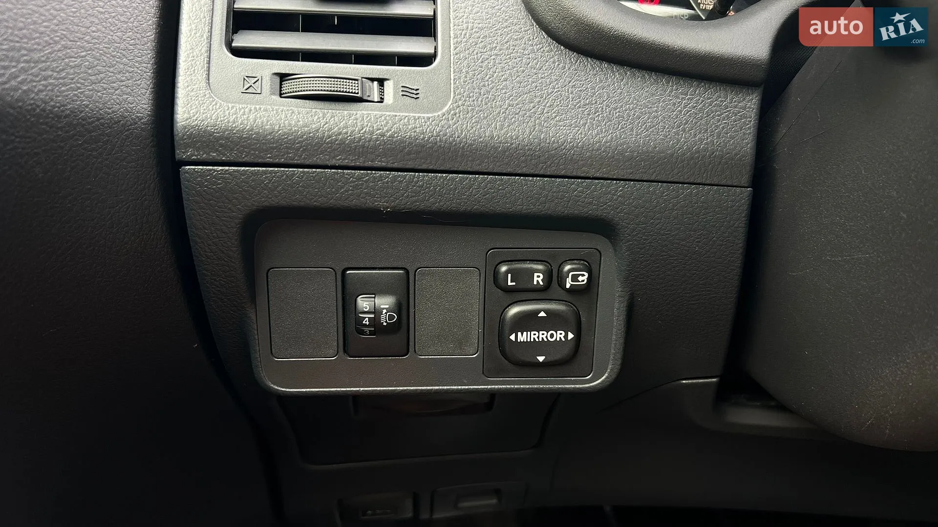 2011 Toyota Corolla - мініатюра 14