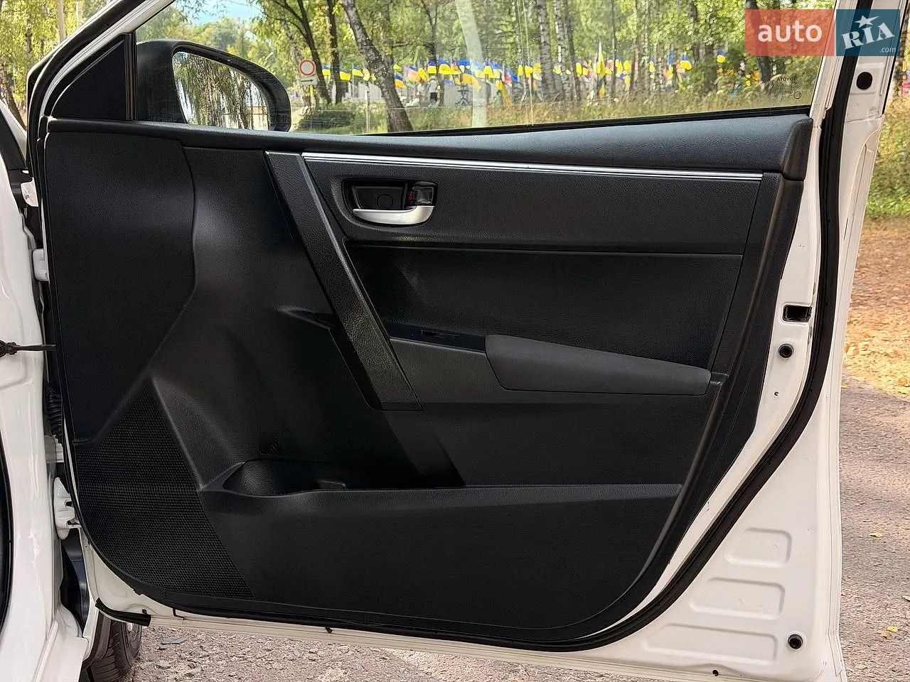 2017 Toyota Corolla - мініатюра 26