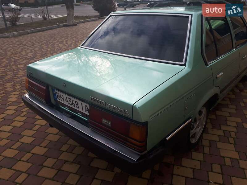 Седан Toyota Corona 1983 в Черноморске