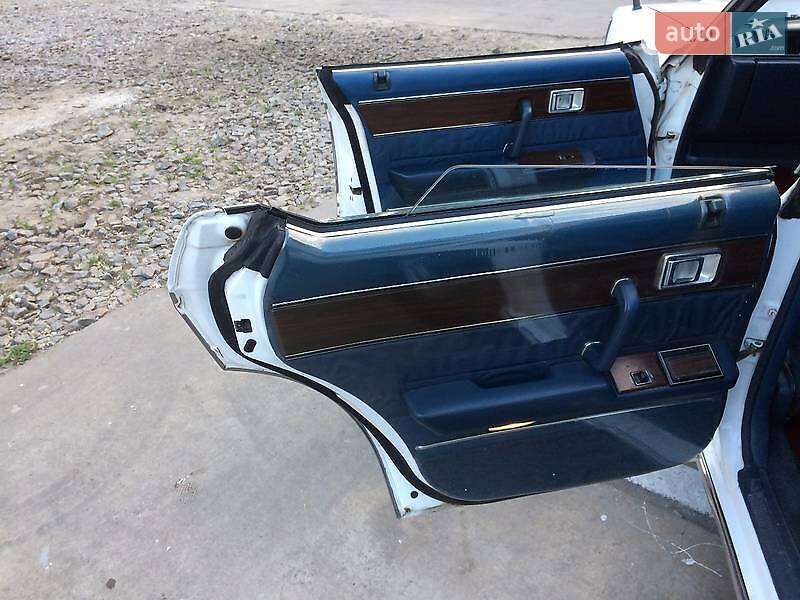 Седан Toyota Crown 1980 в Киеве