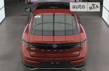 Внедорожник / Кроссовер Toyota Crown 2022 в 