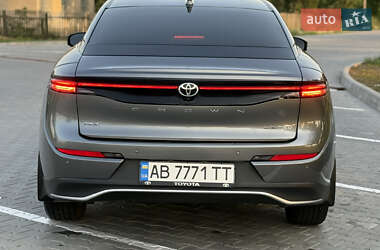 Внедорожник / Кроссовер Toyota Crown 2023 в 