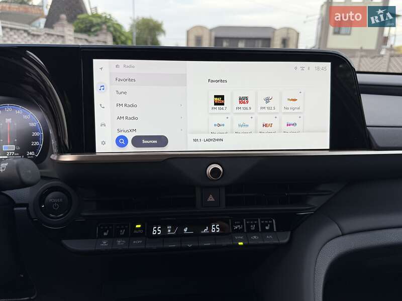 Позашляховик / Кросовер Toyota Crown 2024 в Вінниці