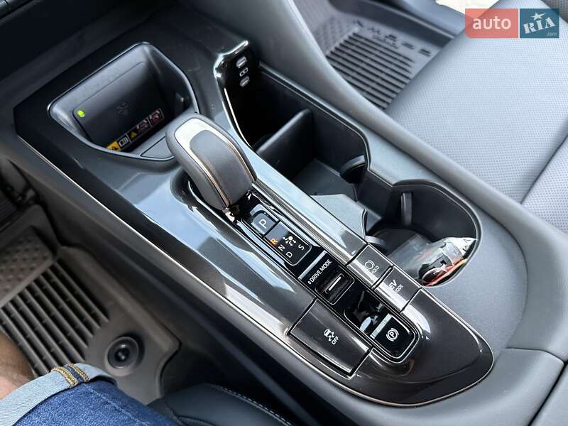 Позашляховик / Кросовер Toyota Crown 2024 в Вінниці