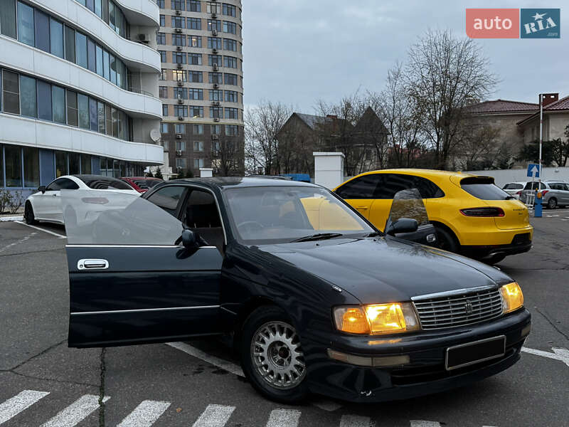 Седан Toyota Crown 1995 в Одессе фото 2 Седан Toyota Crown 1995 в Одессе