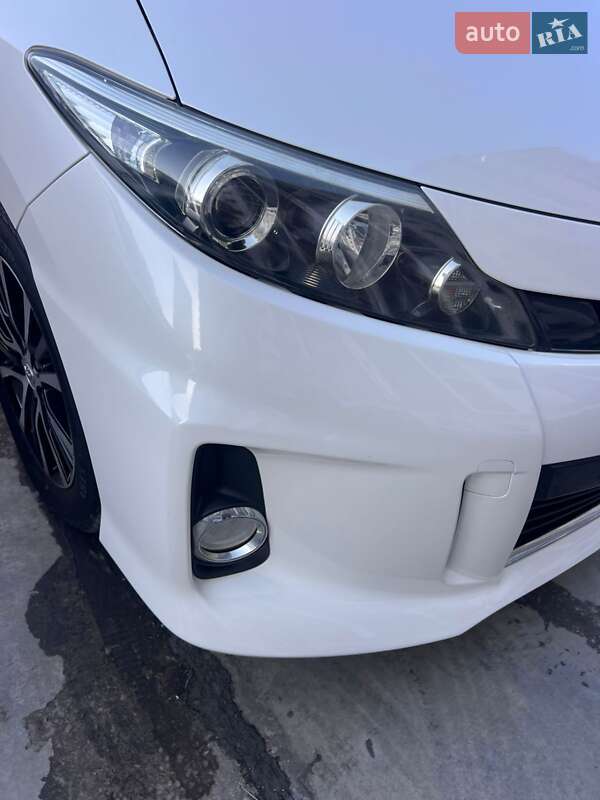 Минивэн Toyota Estima 2014 в Киеве фото 6 Минивэн Toyota Estima 2014 в Киеве