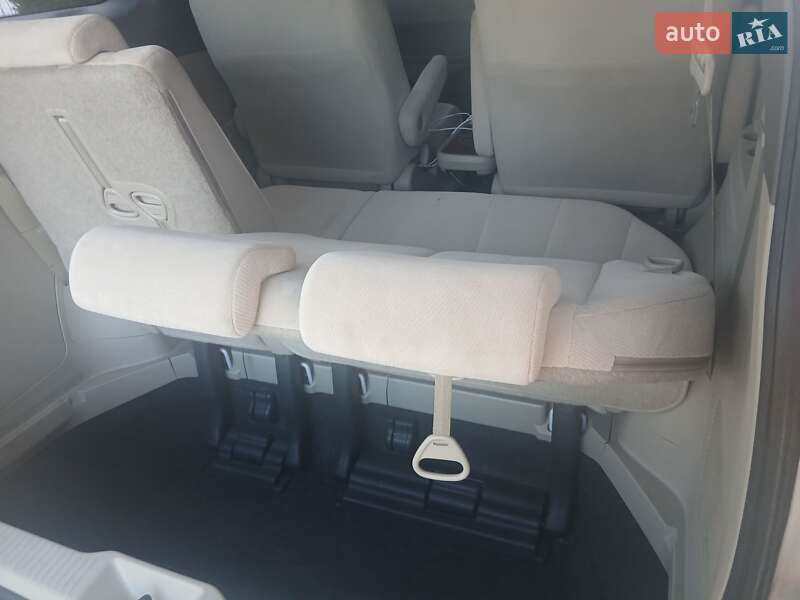 Минивэн Toyota Estima 2010 в Первомайске фото 28 Минивэн Toyota Estima 2010 в Первомайске