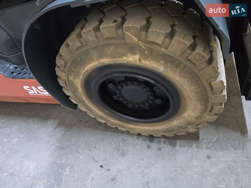 Вилочный погрузчик Toyota FG 2015 в Киеве