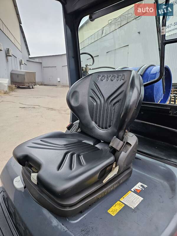 Вилочный погрузчик Toyota FG 2019 в Киеве фото 5 Вилочный погрузчик Toyota FG 2019 в Киеве