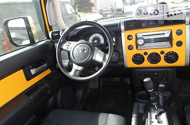 Внедорожник / Кроссовер Toyota FJ Cruiser 2006 в Днепре