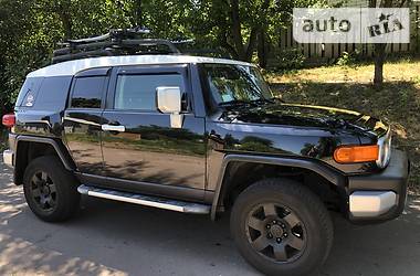 Позашляховик / Кросовер Toyota FJ Cruiser 2007 в Прилуках