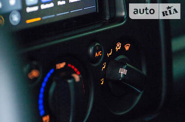 Позашляховик / Кросовер Toyota FJ Cruiser 2006 в 