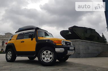 Позашляховик / Кросовер Toyota FJ Cruiser 2006 в Харкові