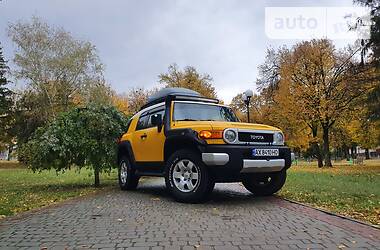 Позашляховик / Кросовер Toyota FJ Cruiser 2006 в Харкові