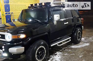 Позашляховик / Кросовер Toyota FJ Cruiser 2007 в 