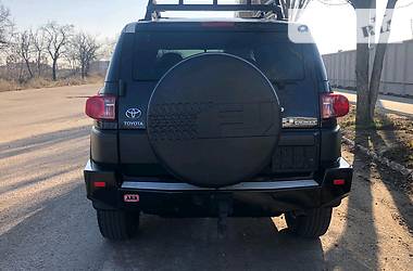 Внедорожник / Кроссовер Toyota FJ Cruiser 2008 в 