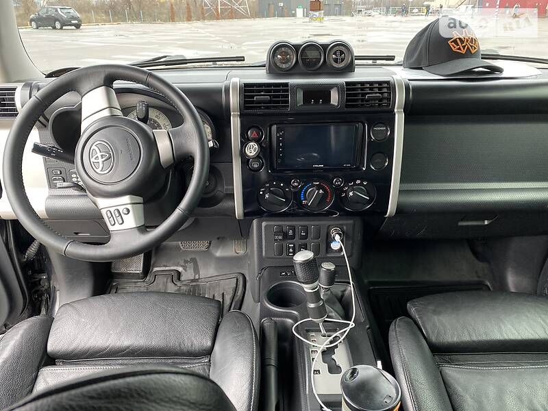 Універсал Toyota FJ Cruiser 2007 в Києві фото 10 Універсал Toyota FJ Cruiser 2007 в Києві