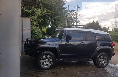 Позашляховик / Кросовер Toyota FJ Cruiser 2008 в 