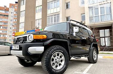 Внедорожник / Кроссовер Toyota FJ Cruiser 2013 в Киеве