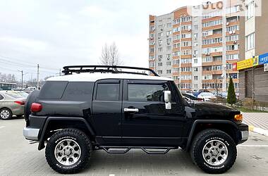 Внедорожник / Кроссовер Toyota FJ Cruiser 2013 в Киеве