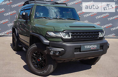 Позашляховик / Кросовер Toyota FJ Cruiser 2011 в Одесі