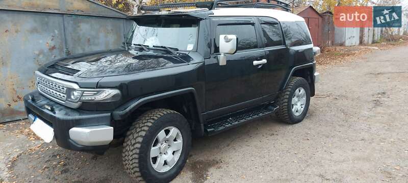 Внедорожник / Кроссовер Toyota FJ Cruiser 2007 в Черновцах