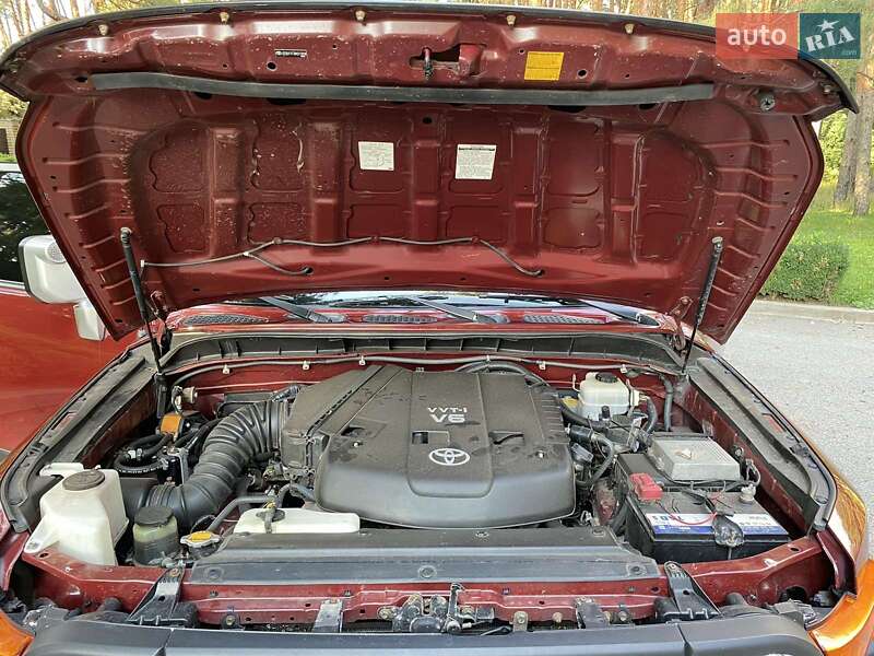 Внедорожник / Кроссовер Toyota FJ Cruiser 2008 в Новомосковске