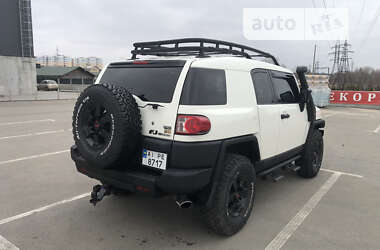 Внедорожник / Кроссовер Toyota FJ Cruiser 2008 в Киеве